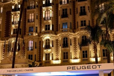 Peugeot and French cinema: a strategic commitment