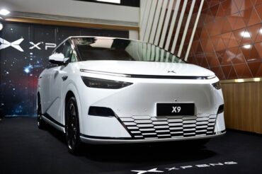 شاهدوا سيارة إكسبنج X9 الجديدة كلياً في مصر