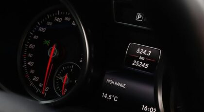 كيف تكتشف عداد الكيلومترات المزيف في السيارات المستعملة قبل الشراء ؟