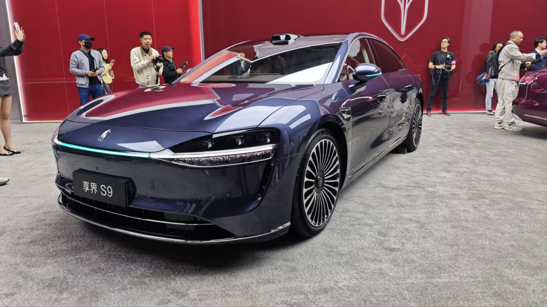 توقيع عقود وكالة شركة “Stellato” الصينية في مصر