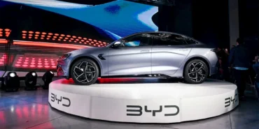 BYD تبيع 4.6 مليون سيارة في عام 2025