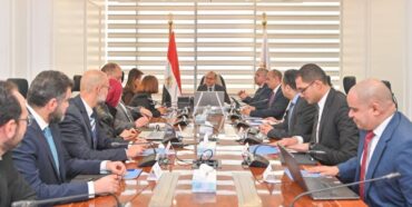 بحث زيادة استثمارات جنرال موتورز في مصر وطرح طرازات جديدة