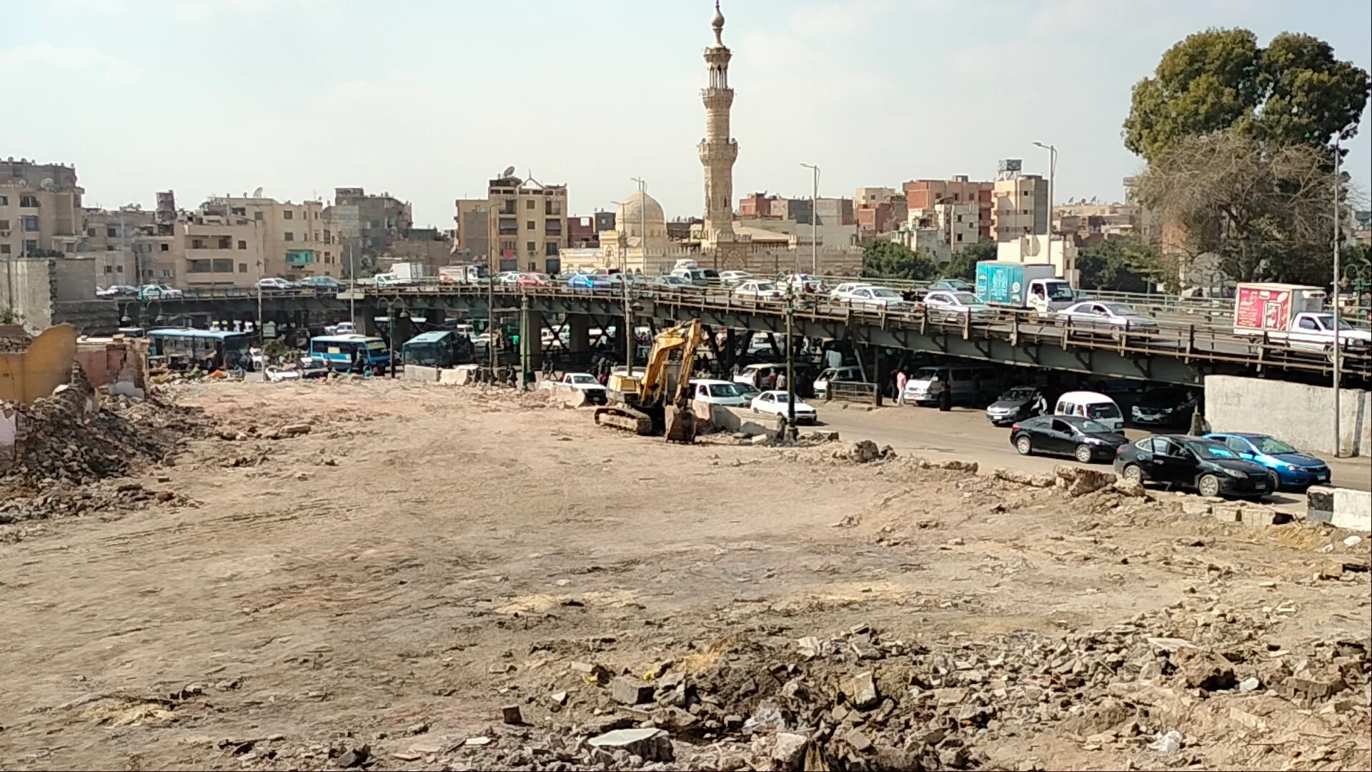 أيام قليلة وتنتهي إزالة كوبري السيدة عائشة بالكامل