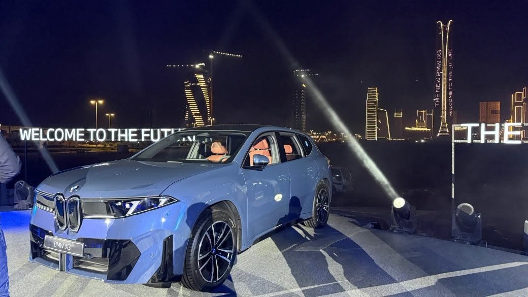 طرح BMW IX3 نيو كلاس الجديدة بسعر 4.9 مليون جنيه في مصر