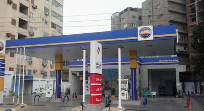 رئيس الوزراء يؤكد عودة نظام مراجعة أسعار البنزين والسولار كل 3 شهور